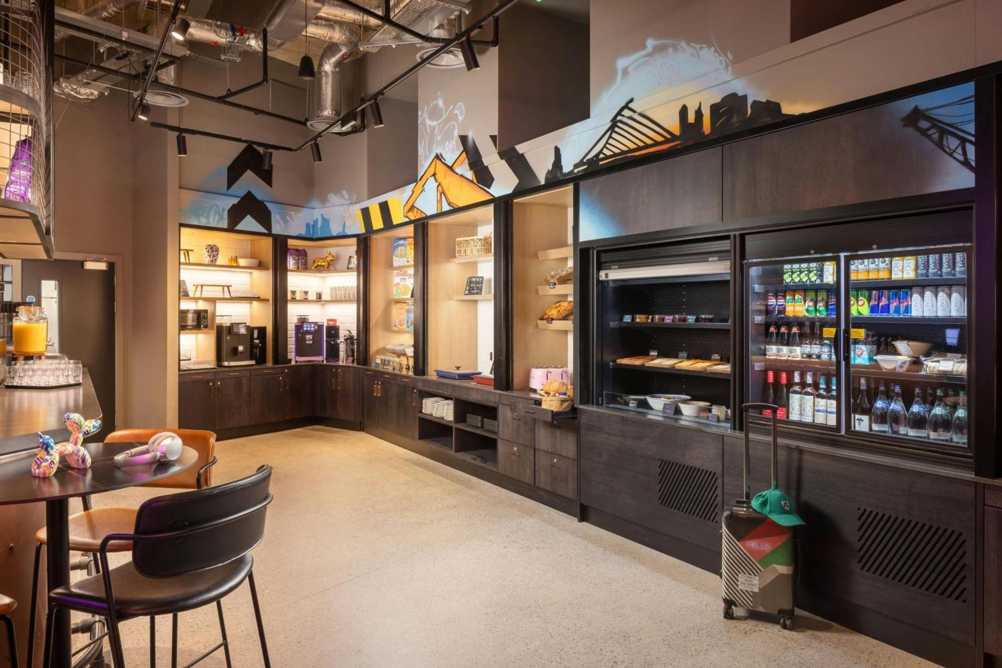 Moxy Dublin Docklands — Foto’s 3